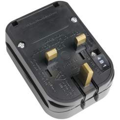Adam Hall KSCP 3 - Wandlerstecker Schutzkontakt/UK schwarz 13 A 
