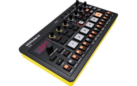 Roland AIRA Compact P-6 Creative Sampler 